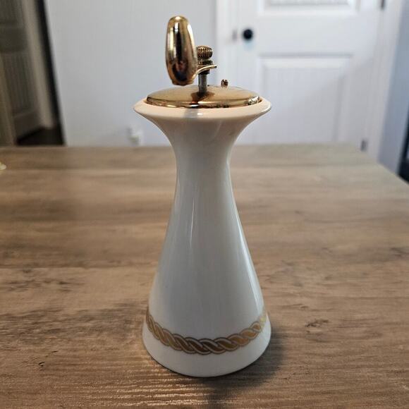 Vintage Lenox Caribee Ivory Golden Wreath Rope Design Pepper Mill Grinder MCM - Picture 4 of 14